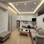 Apartments Dian
