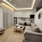 Apartments Dian